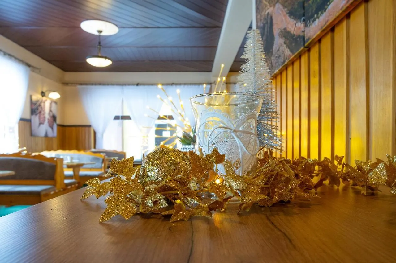 Willa Kocham Tatry Zakopane Bed & Breakfast